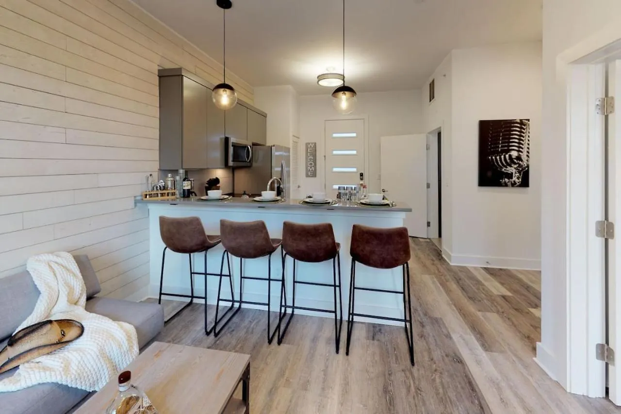 Great Location 1 Bedroom Sleeps 4 내슈빌 0*,